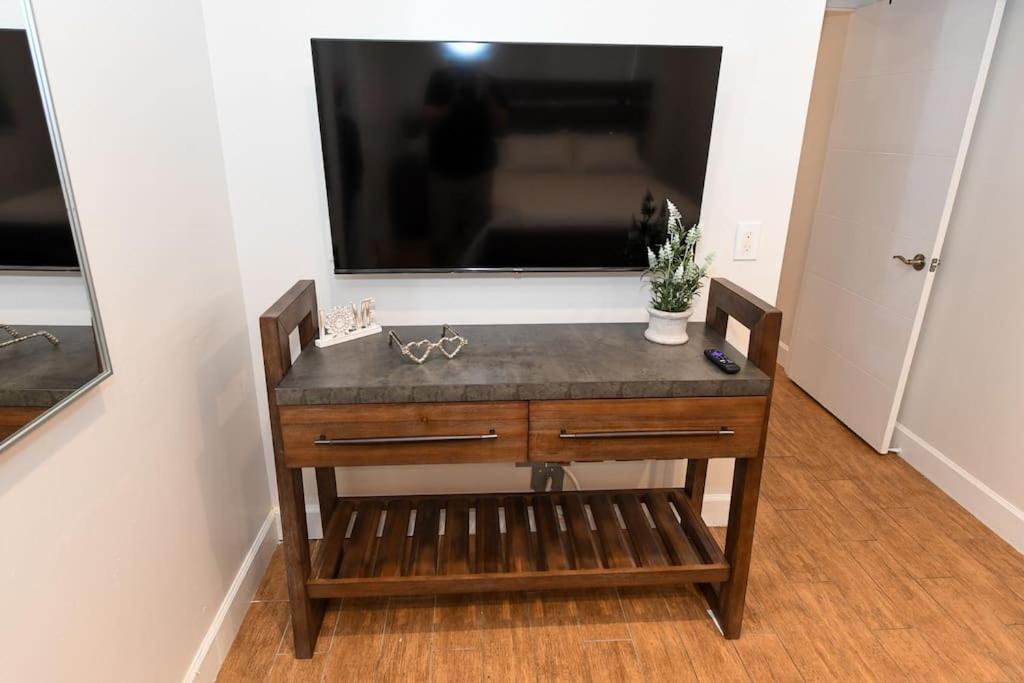 4Br Home, Hot Tub, Near Beach & Wilton Manors فورت لودرديل المظهر الخارجي الصورة